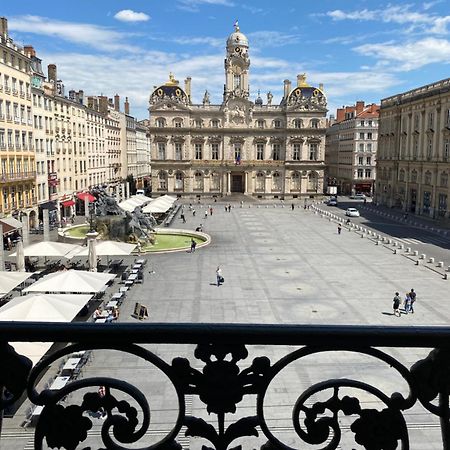 Vue Place Des Terreaux-4 Voyageurs Lião Exterior foto